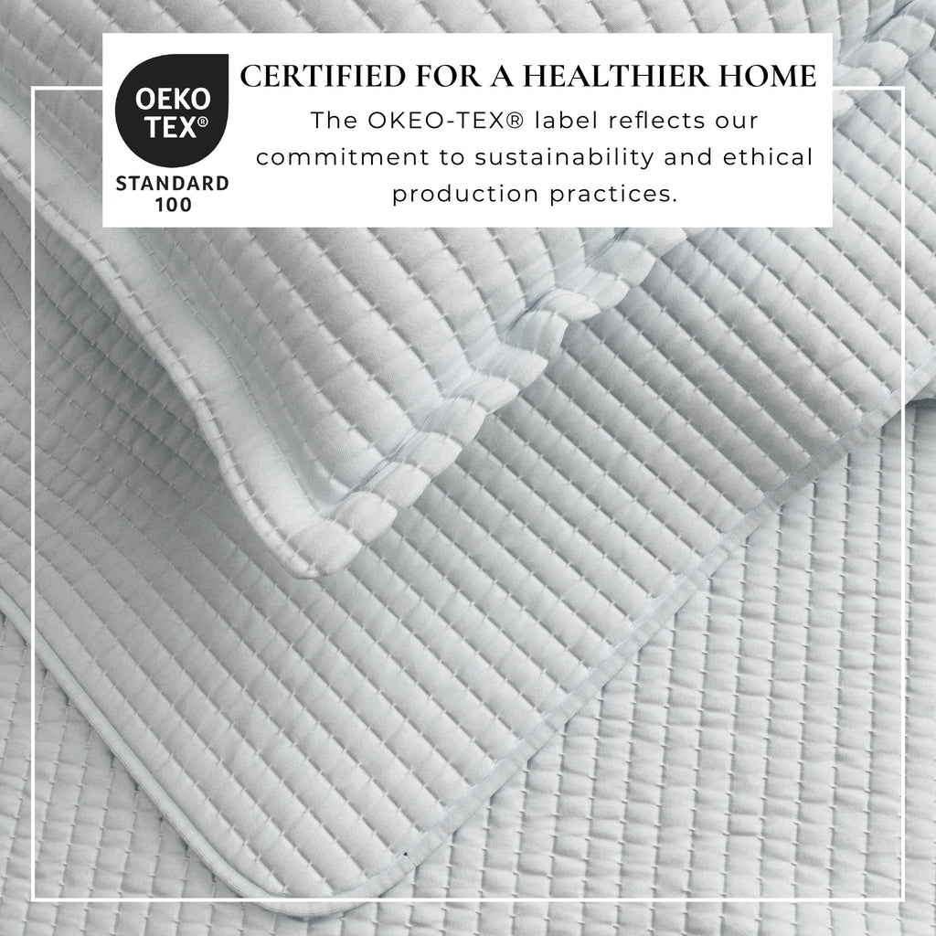 Solid Quilt - Alicia Collection
